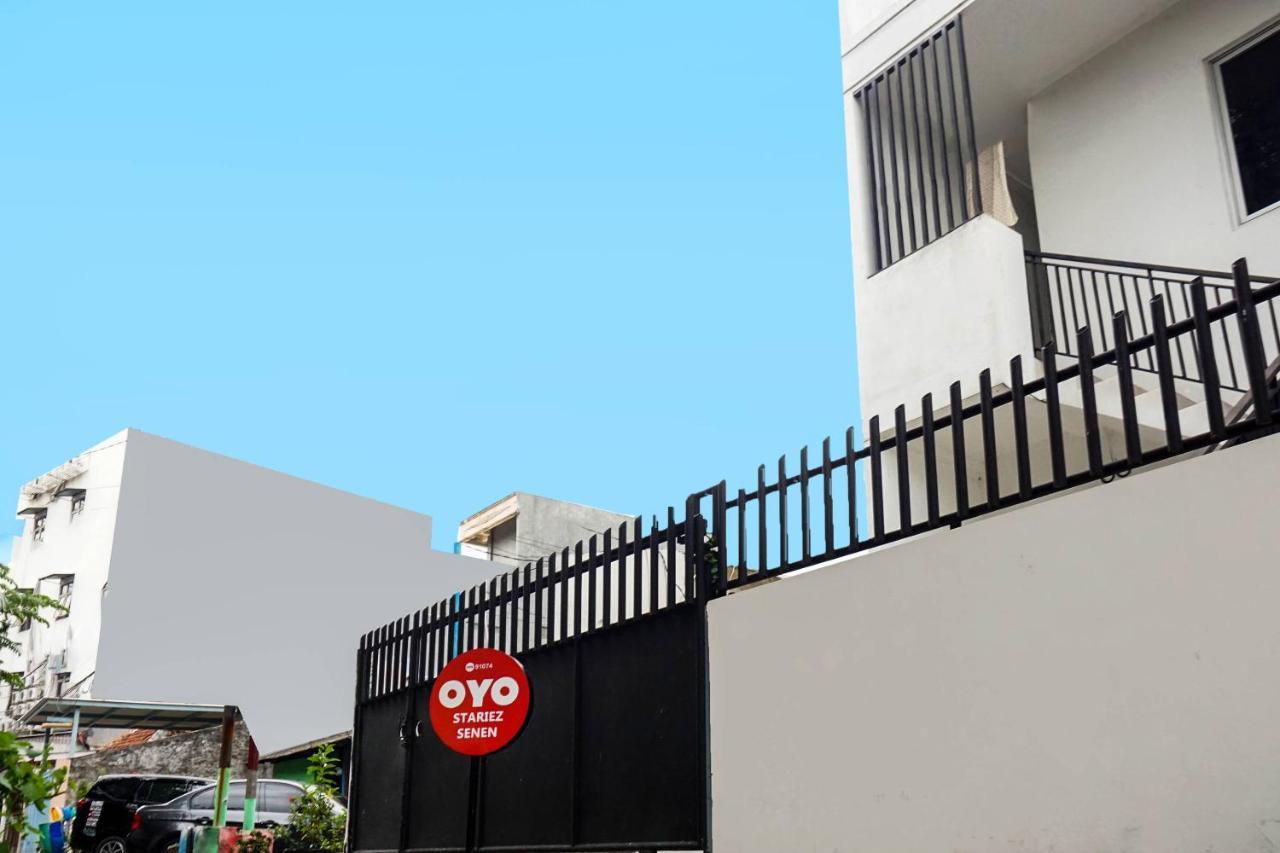 Super Oyo 91074 Stariez Senen Syariah Hotel Jakarta Eksteriør billede
