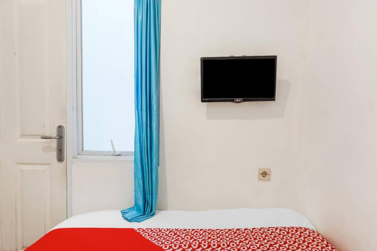 Super Oyo 91074 Stariez Senen Syariah Hotel Jakarta Eksteriør billede